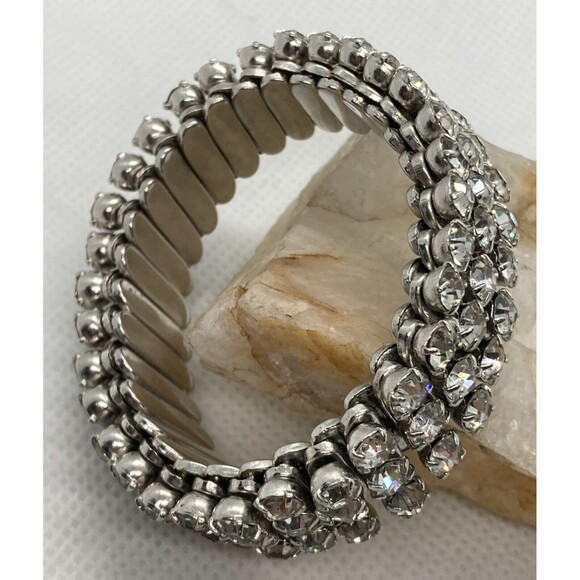 Vintage Clear Rhinestone Accordion Stretch Silver Tone Bracelet 50s 60s Sparkly - Picture 4 of 9